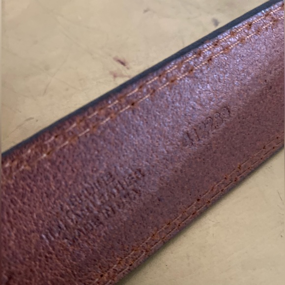 Banana Republic solid brass Buckle Italian Leather belt - Picture 8 of 8